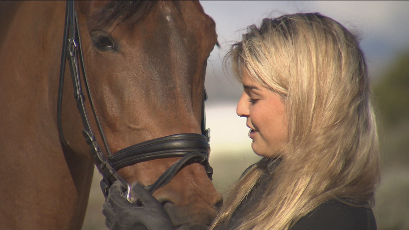Julia: "Gracias a mi caballo Ciro he ganado en confianza y seguridad"