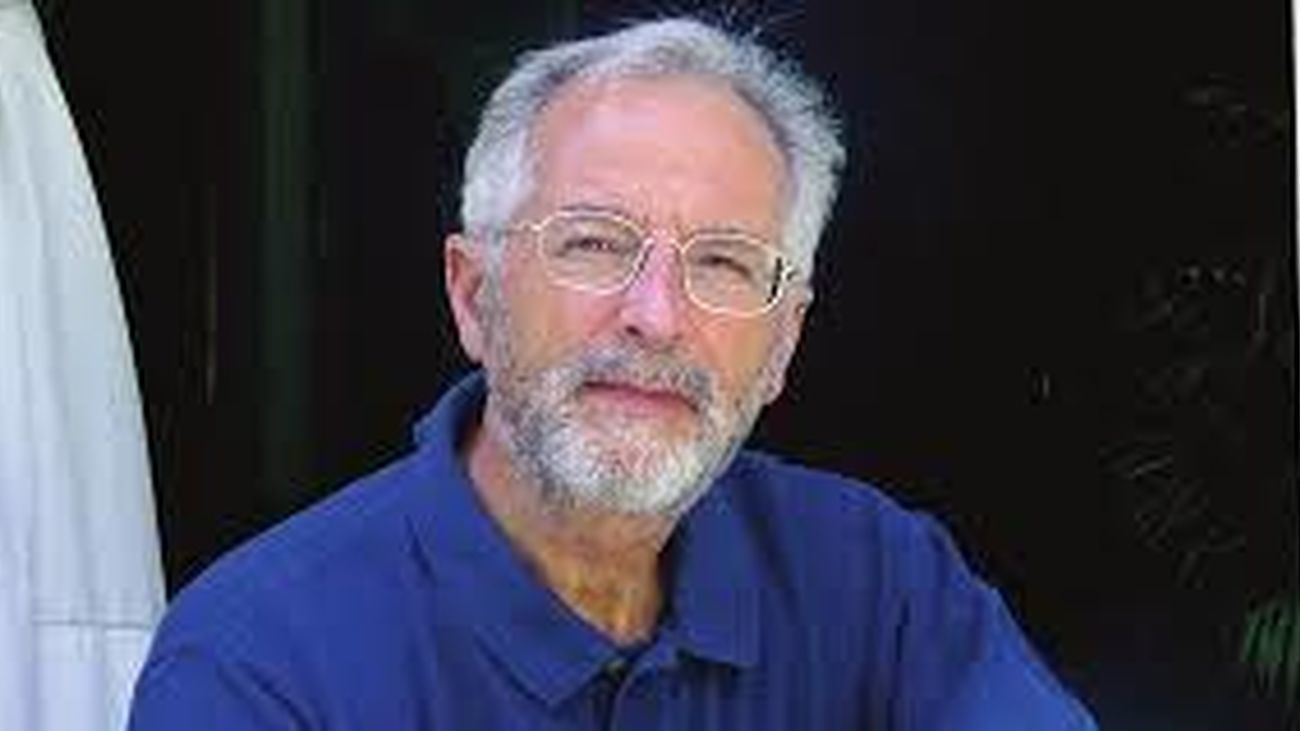 Luis Enjuanes, Investigador del Centro Nacional de Biotecnología