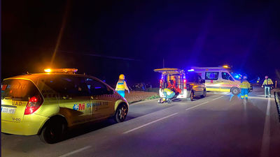 Cuatro heridos en Villaconejos, entre ellos un bebé muy grave, al salirse vehículo de la M-320