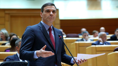 Sánchez defiende a Ábalos y Maroto le acusa de mentir ante el Senado