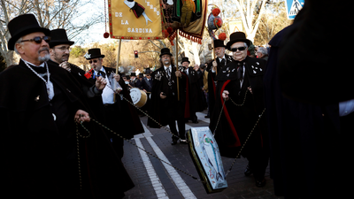 El Carnaval llega a su fin con el entierro de la sardina