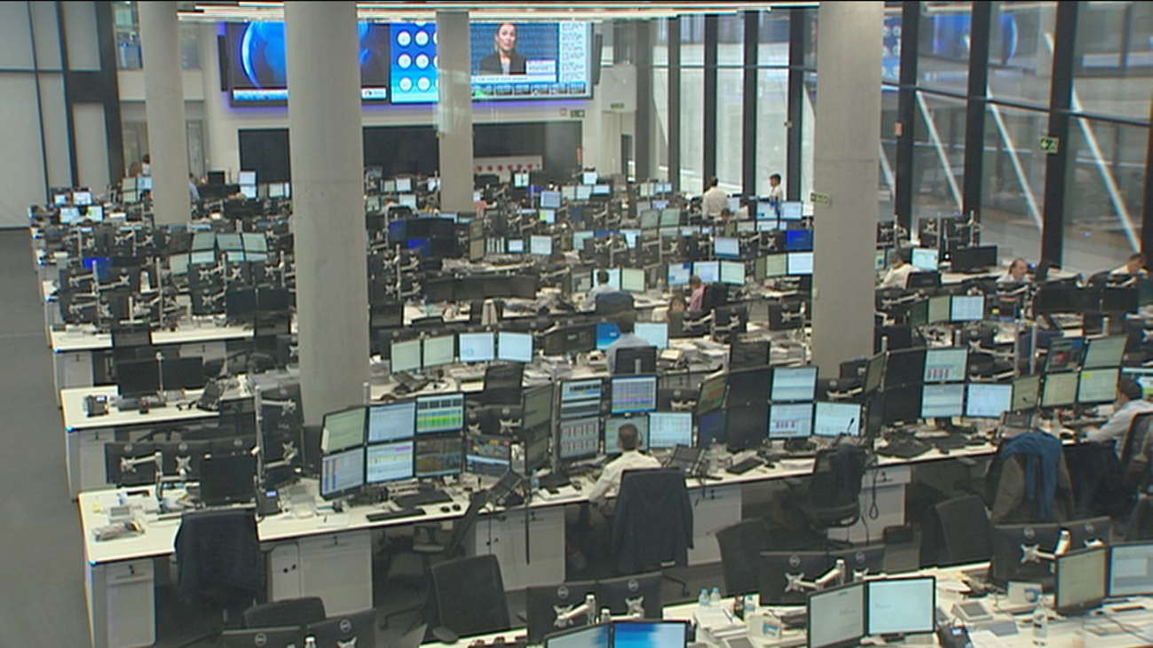 El BBVA cancela también los viajes internacionales de sus empleados