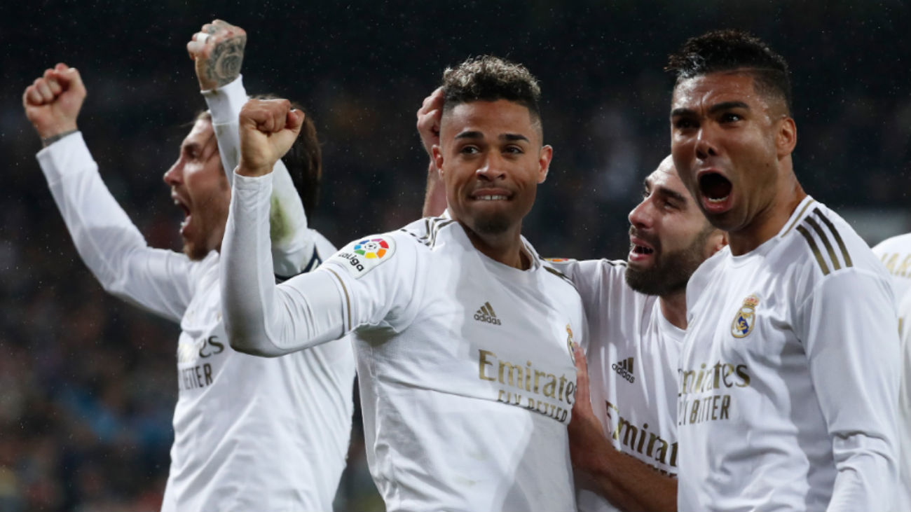 Mariano se reivindica en el clásico con un gol en un minuto