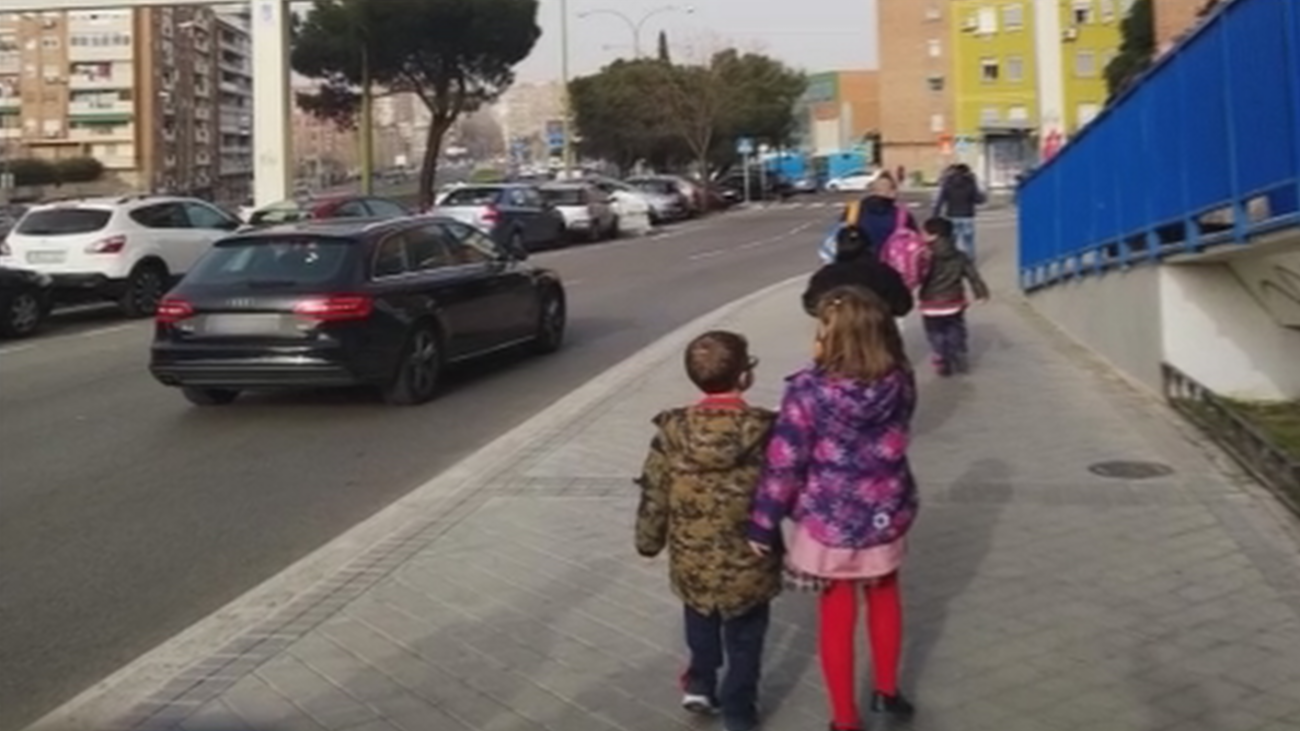 Denuncian el riesgo que supone caminar por Santa María de la Cabeza