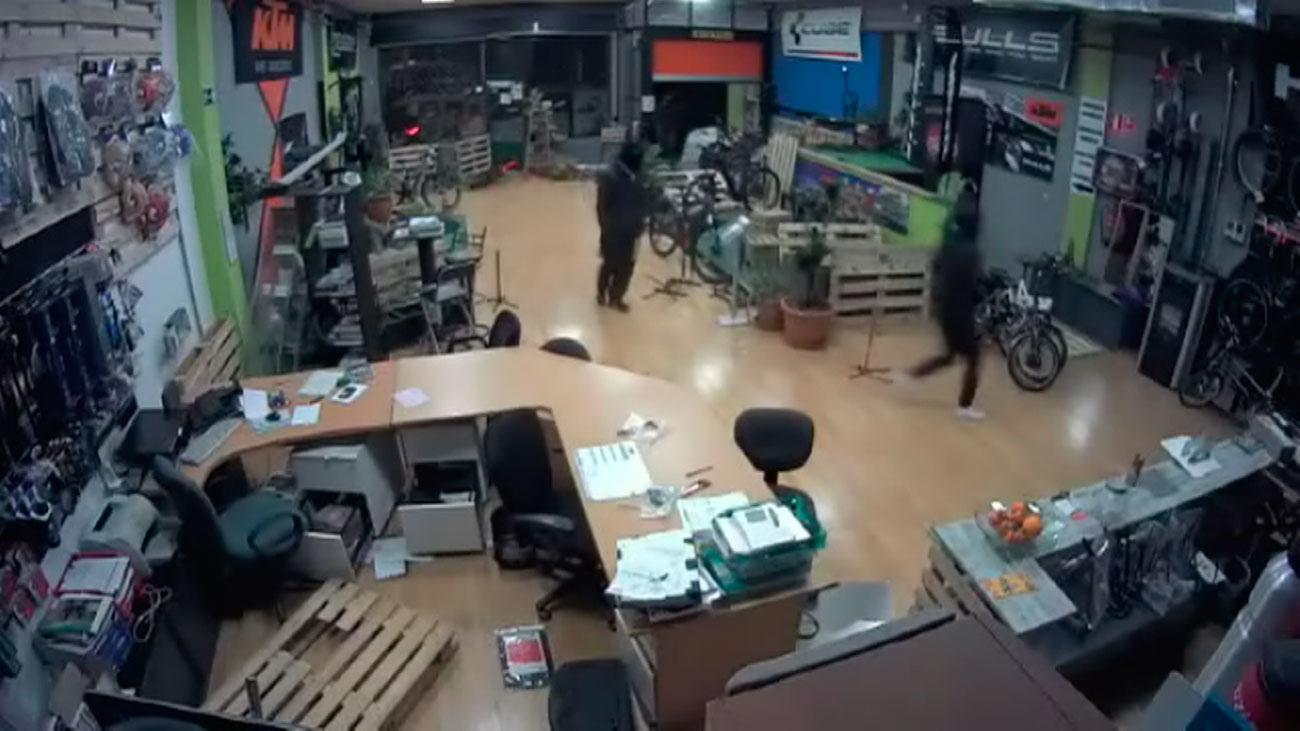 Detenidos dos butroneros 'pillados' por las cámaras de tiendas de Las Rozas y Colmenar Viejo