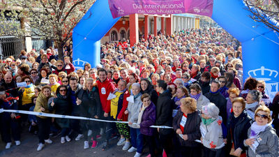 Más de 10.000 mujeres participan en la 'Marcha por la Igualdad' en Fuenlabrada