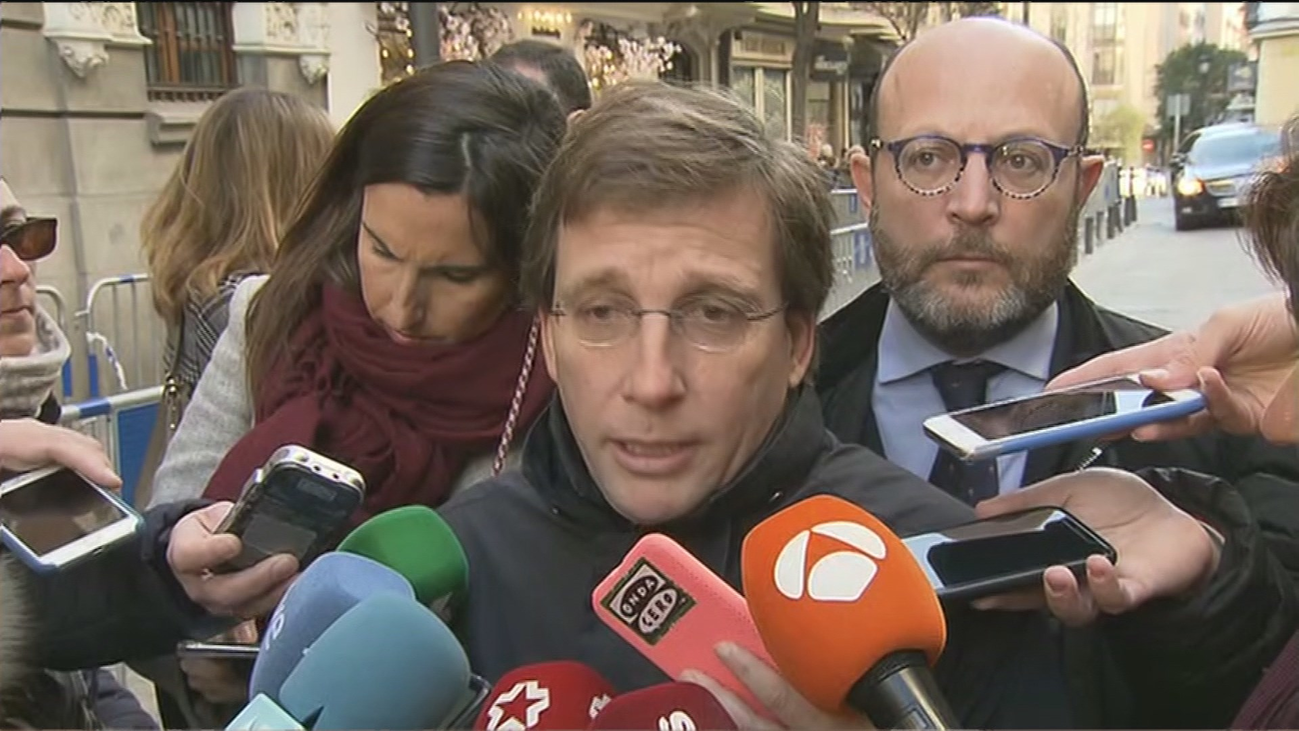 Almeida: “Adoptaremos todas las medidas contra el coronavirus en coordinación con Sanidad”