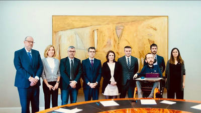 PSOE y Podemos  se reúnen para intentar cerrar la crisis de esta semana