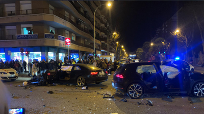 Un conductor ebrio mata a dos personas tras arrollar su moto en Badalona