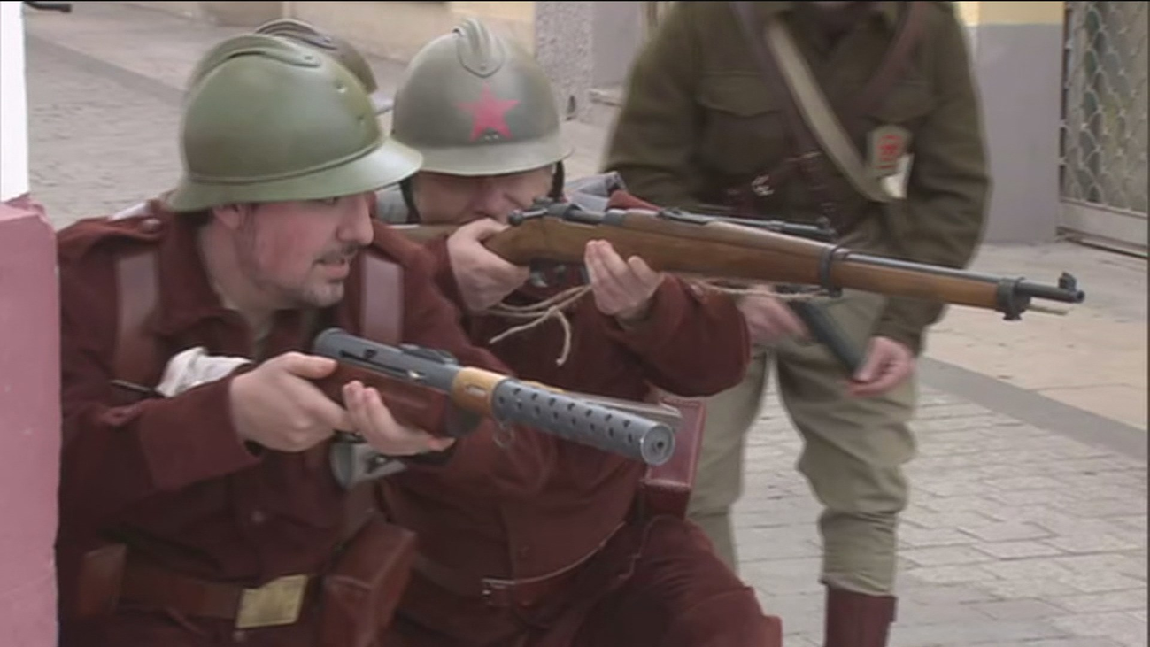 Una escaramuza urbana en la décima edición de las Jornadas de la Batalla del Jarama