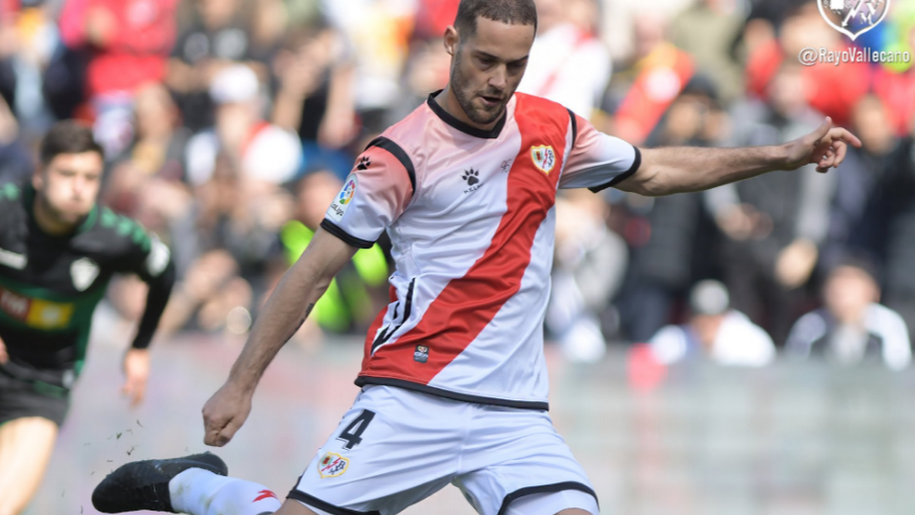 Mario Suárez: "A puerta cerrada, la competición se desvirtúa"