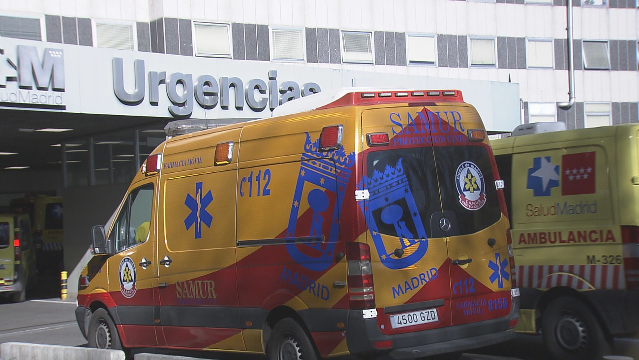 Sanidad reconoce saturación y estrés en los hospitales de Madrid