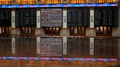 El Ibex 35 se desploma un 14% en la peor sesión de su historia