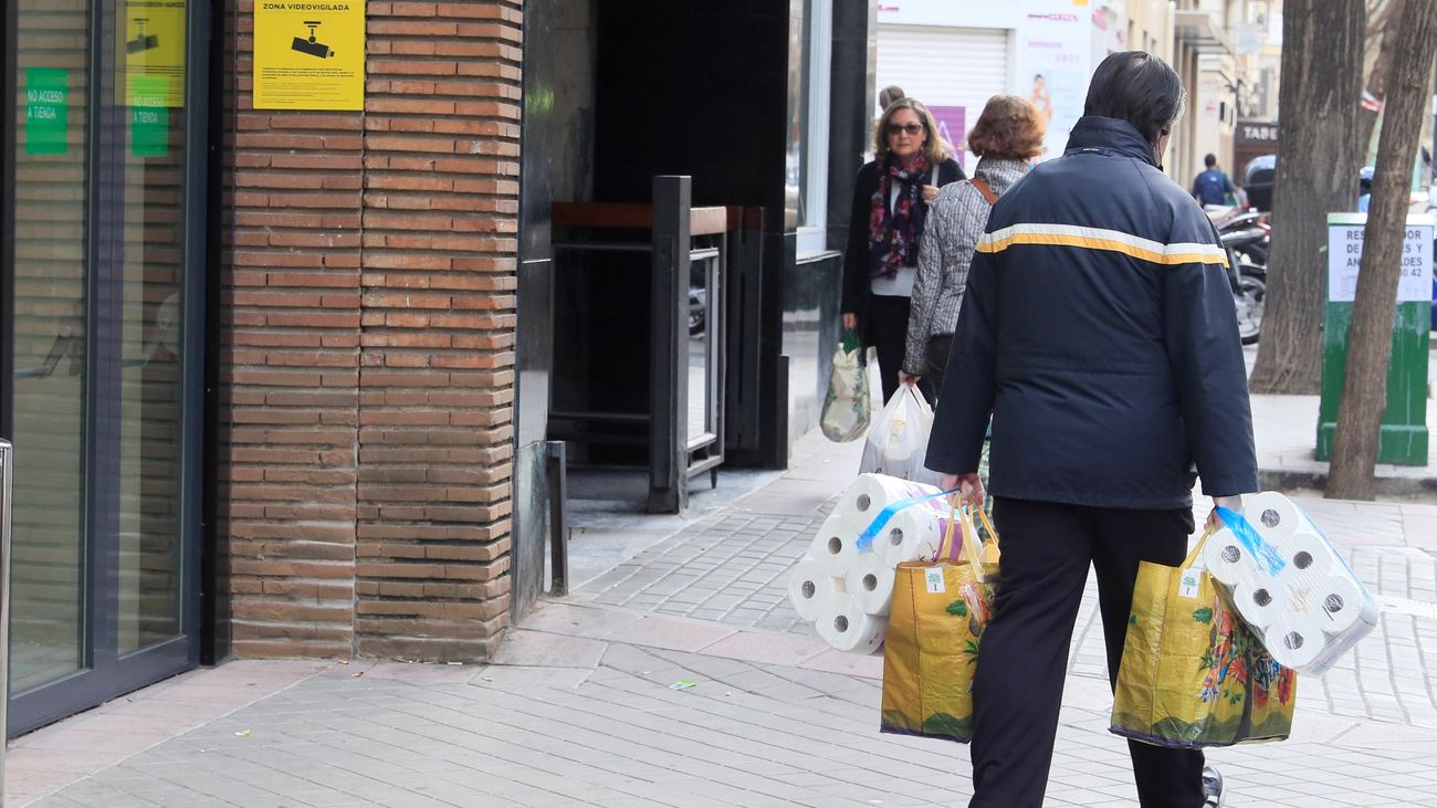 El comercio cierra en Madrid por el coronavirus, excepto farmacias, tiendas de alimentación y supermercados