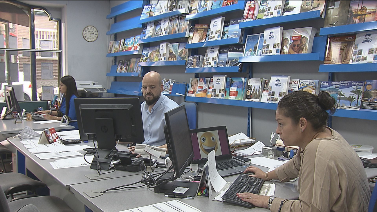 Las agencias de viaje, al borde de la ruina, piden ayuda