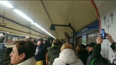 Garrido dice que han bajado los viajeros de Metro y EMT y que las aglomeraciones han sido “puntuales”