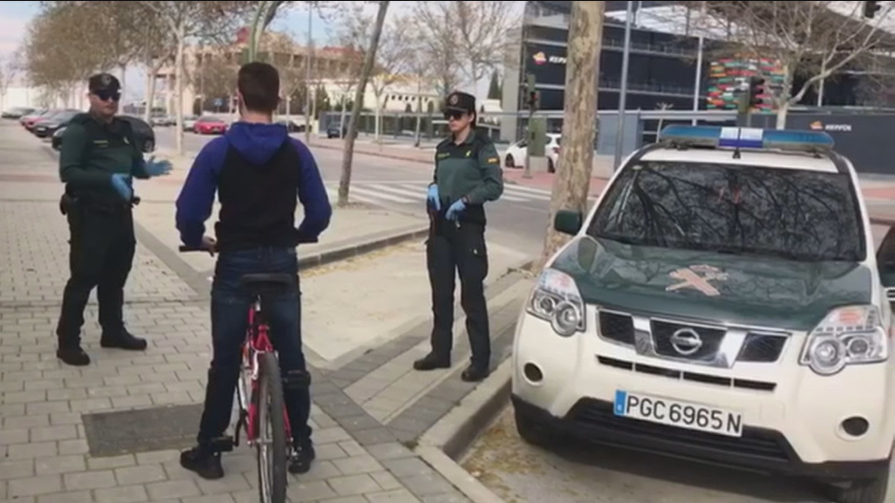 Cuatro detenidos y 214 denuncias por incumplir el aislamiento en Madrid