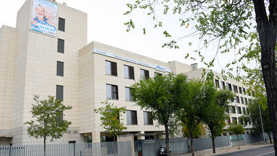 Siete muertos y 40 aislados en una residencia de ancianos en Moratalaz