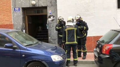 Tres heridos, uno de ellos muy grave, en el incendio de un piso en Pozuelo