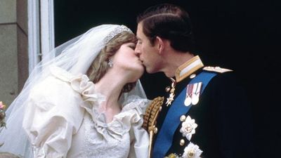 Un paseo por la vida de la Familia Real Británica en imágenes