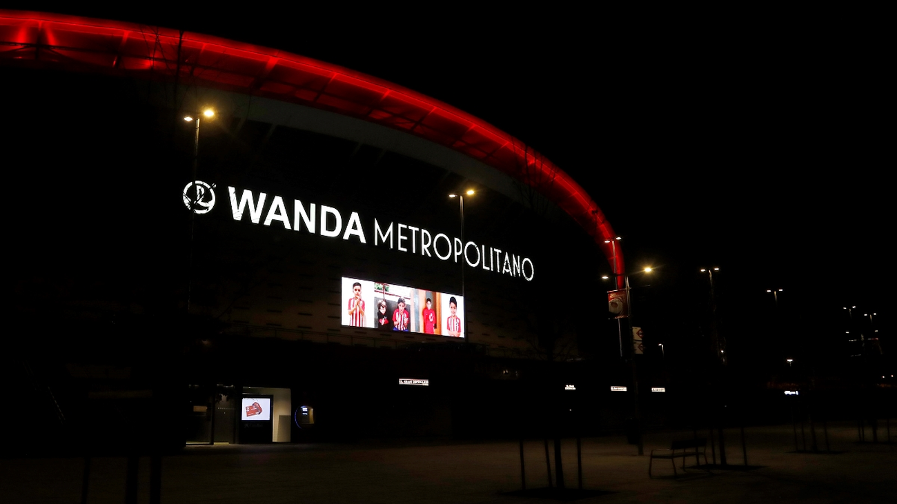 Así aplaude el Wanda Metropolitano a todos lo que están luchando contra el coronavirus
