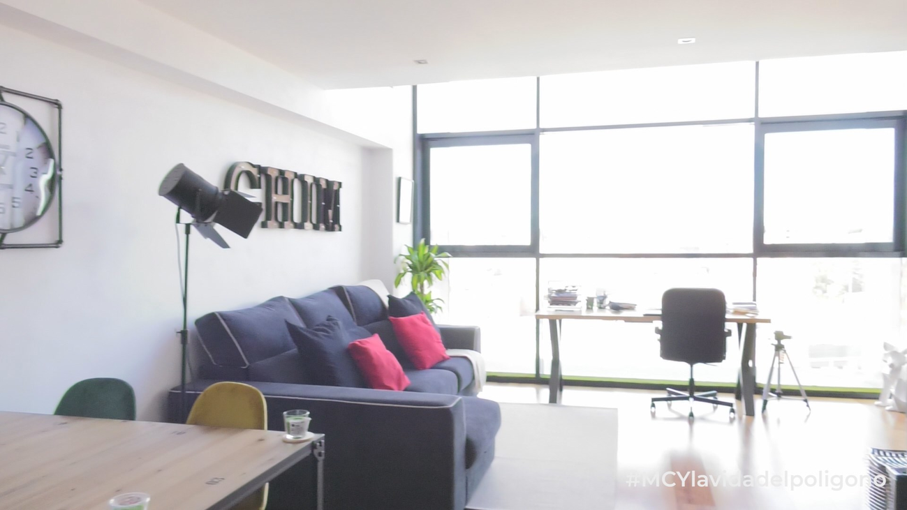 Vivir en un polígono industrial; casa y oficina