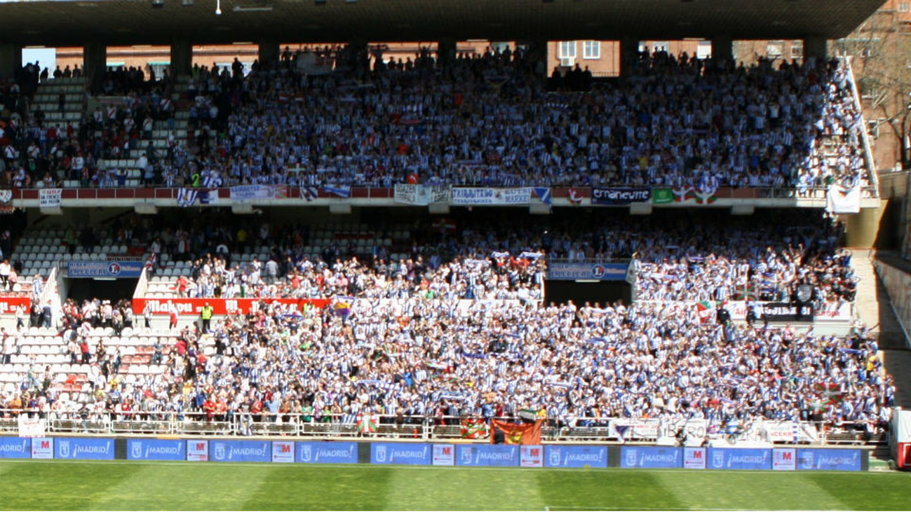La afición del Rayo Vallecano recauda 21.000 euros en 48 horas