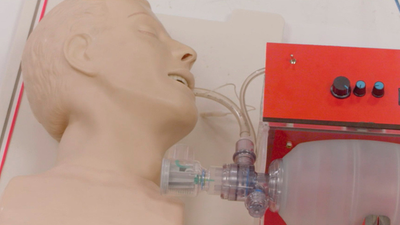 Investigadores de la Universidad Rey Juan Carlos crean un respirador seguro y de bajo coste