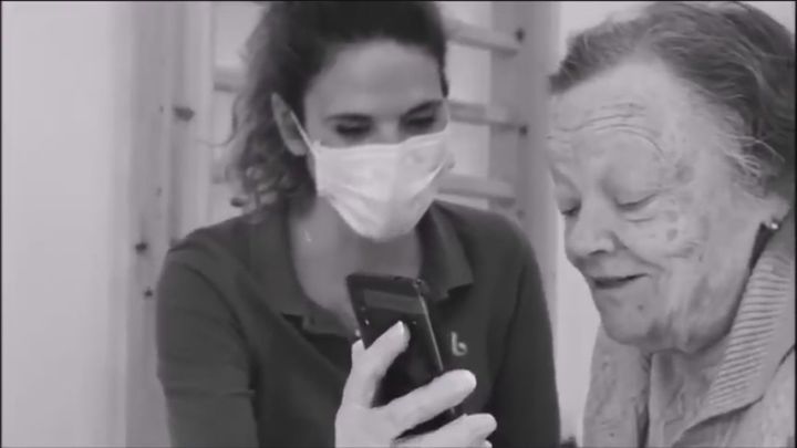 Videollamadas para conectarnos con las personas queridas durante el confinamiento