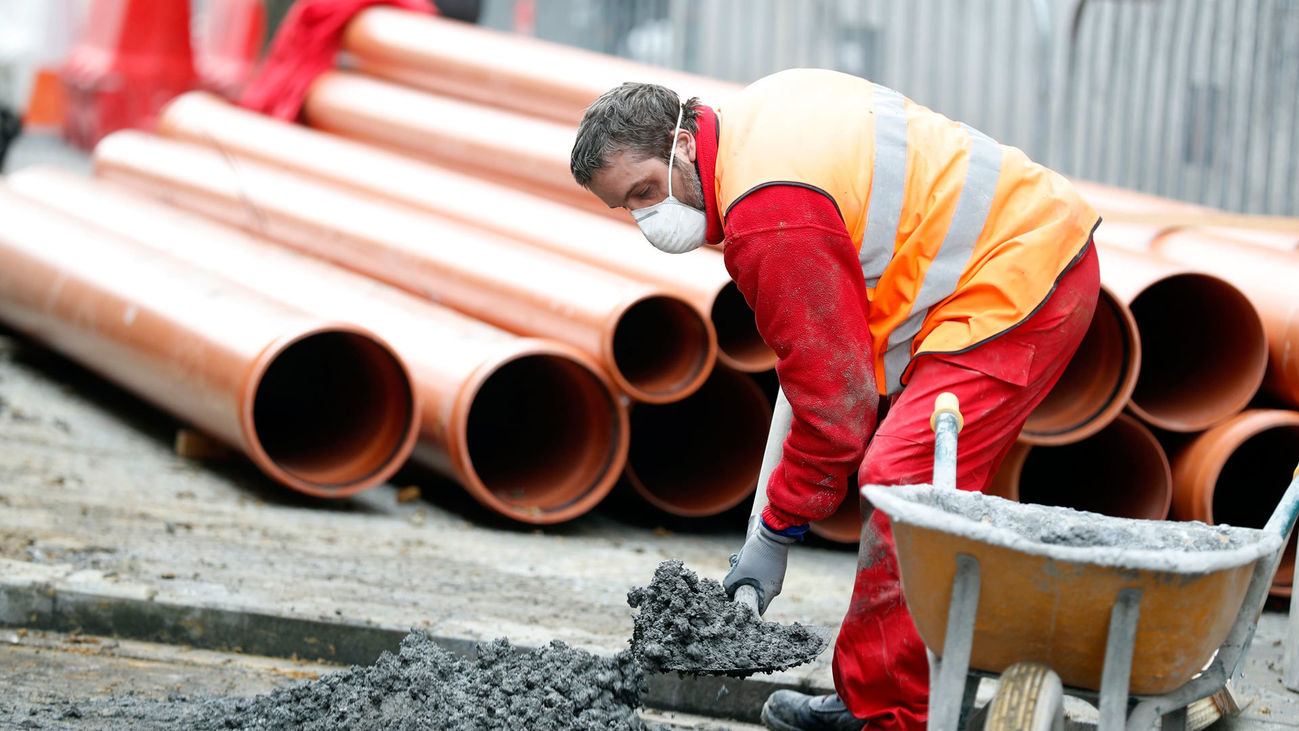 La Comunidad de Madrid informa de los riesgos laborales por correo electrónico