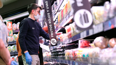 ¿Permanece el coronavirus en los envoltorios de los alimentos?