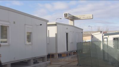 Madrid concluirá el centro de acogida para refugiados en Vallecas  y  vigilará las grandes obras paradas