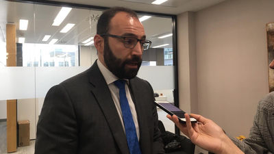 Manuel Giménez: "No puedes prohibir a alguien que abra su negocio y a la vez decirle que siga pagando los impuestos"