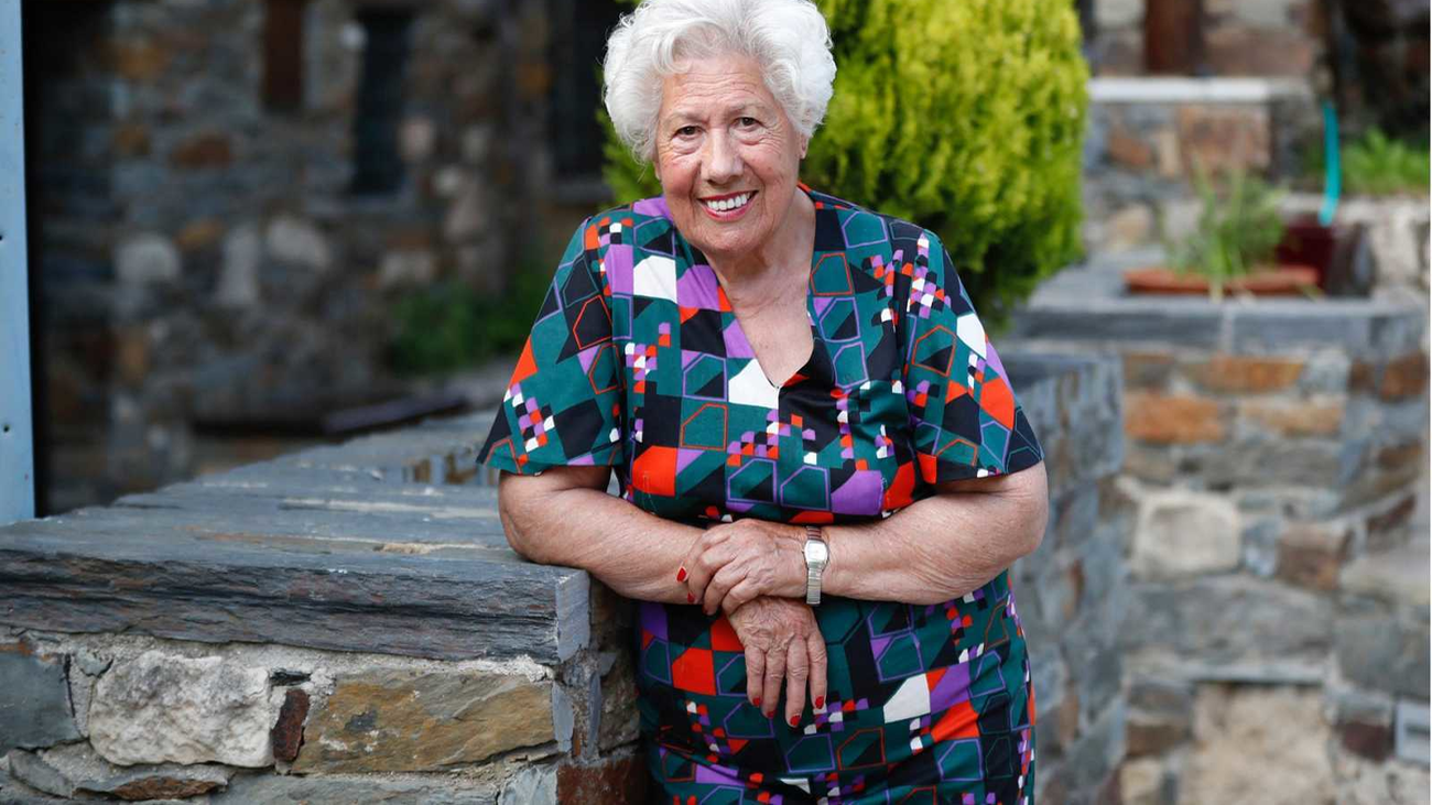 Charito, la concejal de 96 años de Patones: "Sigamos las recomendaciones para pasar esta peste tan grande"