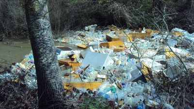 Móstoles limitará el acceso al río Guadarrama para poner freno a los vertidos