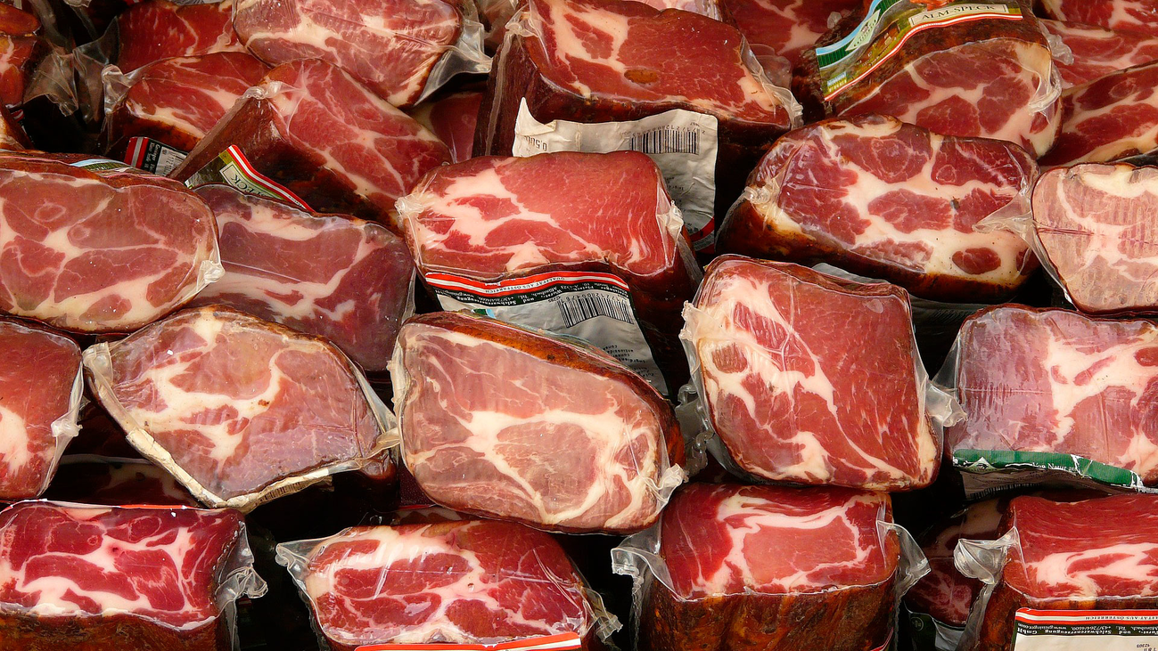 ¿Puede estar infectado de coronavirus el embutido envasado al vacío?