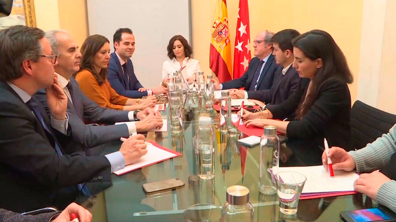 La oposición en la Asamblea de Madrid pide al gobierno de Ayuso más información sobre la crisis del coronavirus