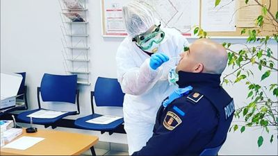 Arroyomolinos realiza test rápidos para controlar a los agentes de la Policía Local