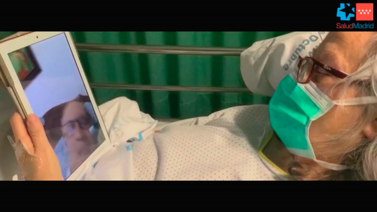 Éxito de la iniciativa ‘acortando la distancia’ que conecta a pacientes de coronavirus con sus familiares