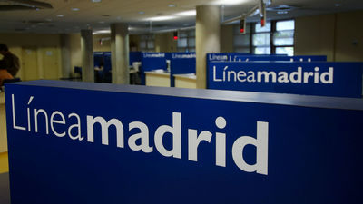 El Ayuntamiento llama a los usuarios de 'Madrid Mayor' para asegurarse de que están bien