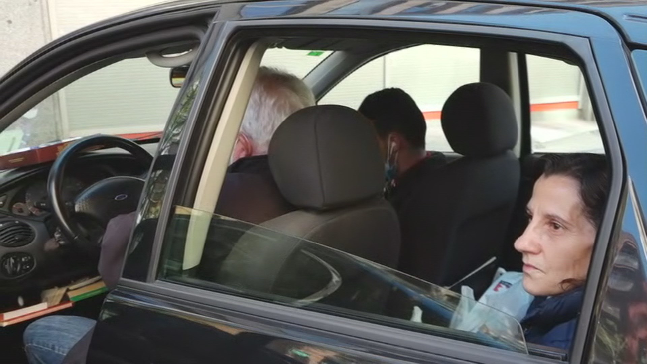 Oleada de solidaridad para ayudar a la familia madrileña confinada en su coche