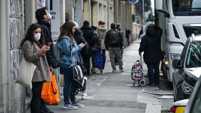 Contagiados y fallecidos vuelven a subir en Italia y se pide responsabilidad