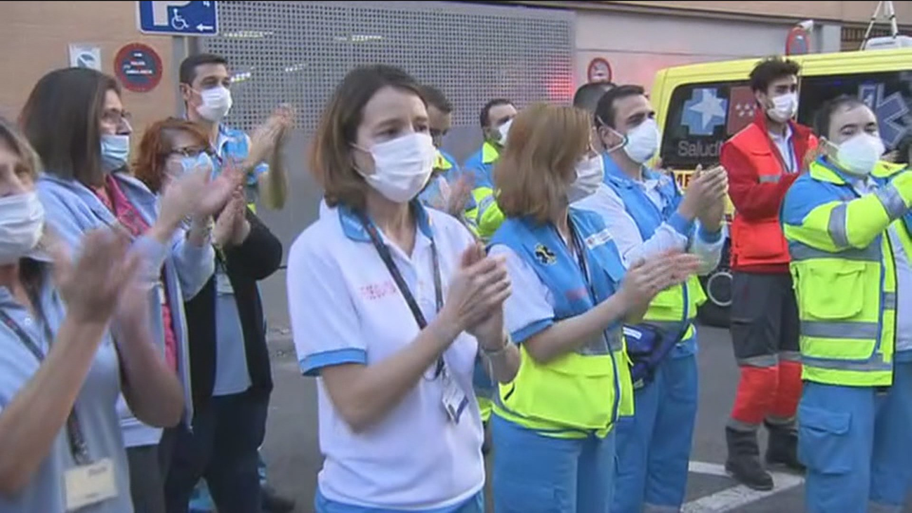 Emotiva despedida al médico del SUMMA fallecido por Covid-19 en Madrid