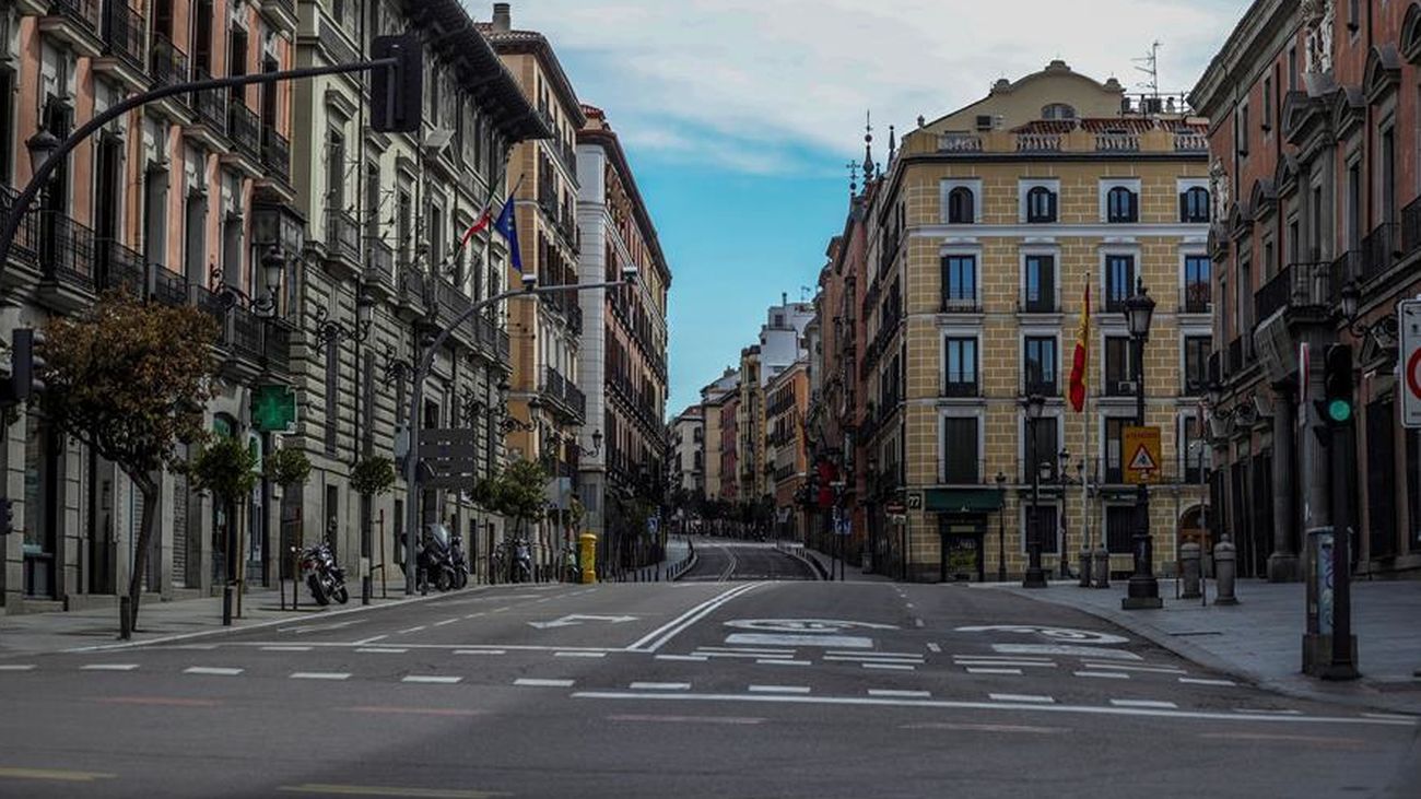 La calle Mayor, vacía por el coronavirus