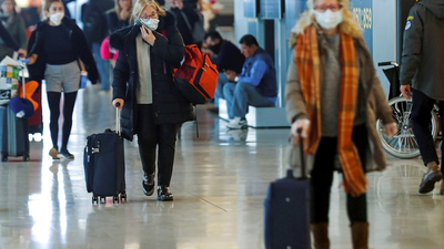 ¿Puedo ir a recoger a un familiar al aeropuerto en coche privado?