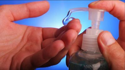 El Laboratorio Municipal de Las Rozas comienza a producir hidrogel para desinfectar las manos