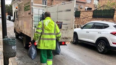 San Martín de la Vega recoge la basura a domicilio a personas en situación de riesgo