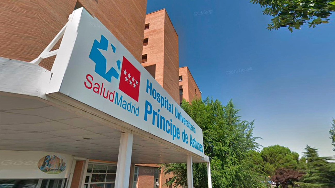 Las UCI de Madrid cogen aire