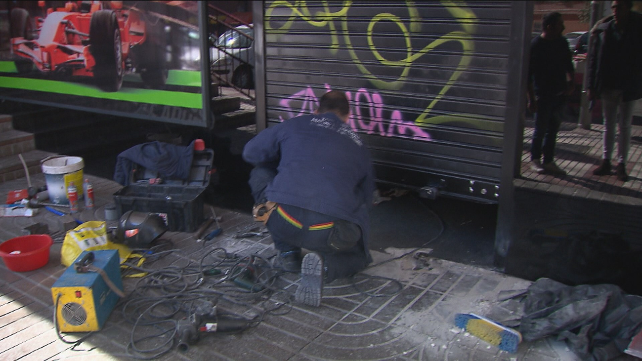 El lunes regresarán los empleados de servicios no esenciales con muchas dudas