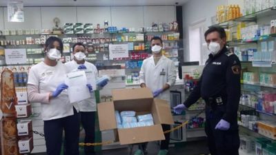Villanueva de la Cañada reparte mascarillas a los vecinos a través de las farmacias